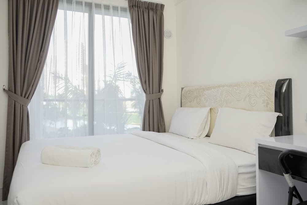 Elegant And Comfy Studio At Sky House Bsd Apartment