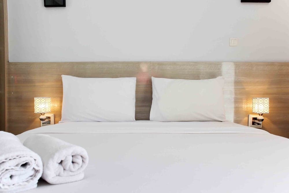 Comfy And Minimalist Studio At Mustika Golf Residence Apartment