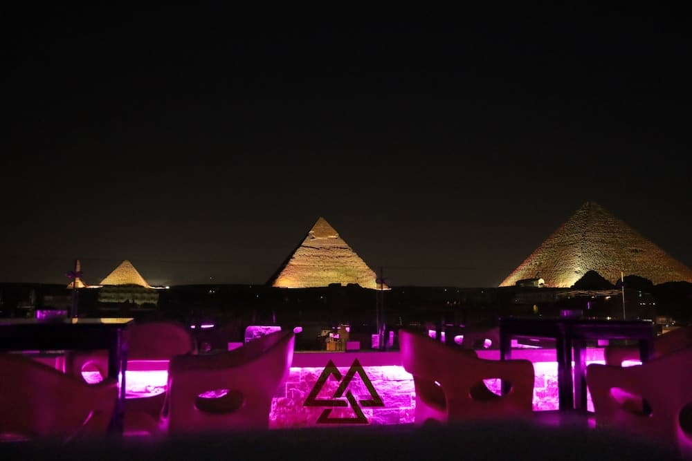 Magic Pyramids inn