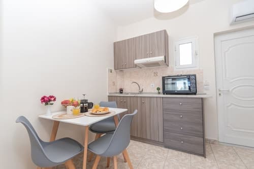 Kamara Apartments