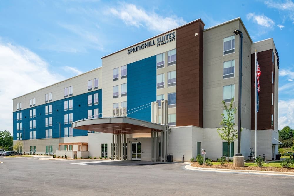 SpringHill Suites Charlotte Airport Lake Pointe
