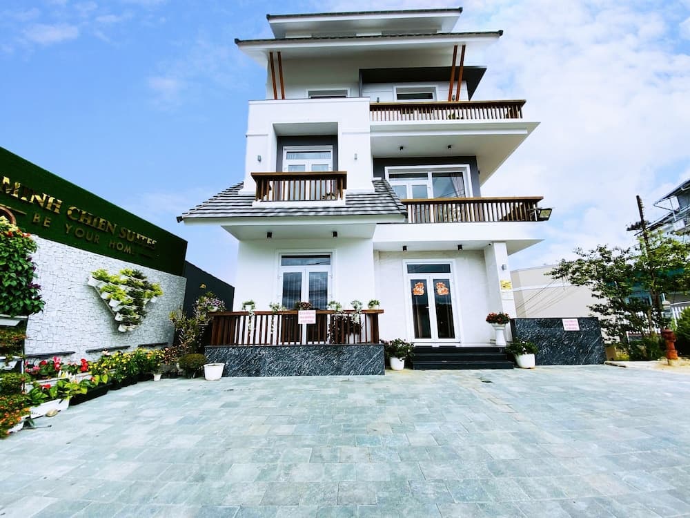 MINH CHIEN SUITE