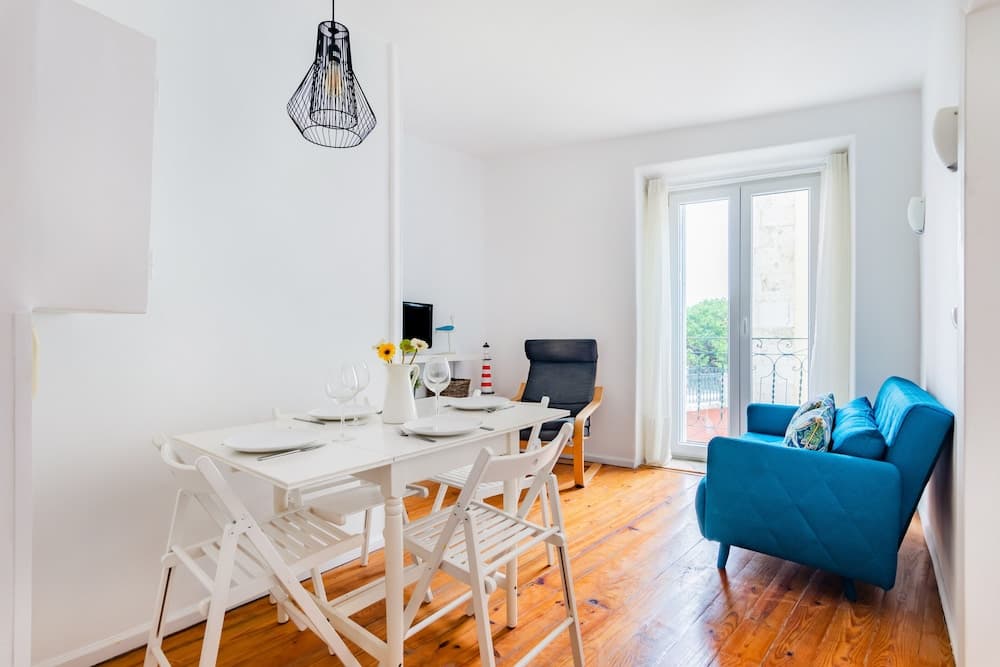 2BR at Chiado Historical Heart of Lisbon