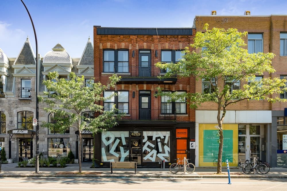 François-Denis Apartments