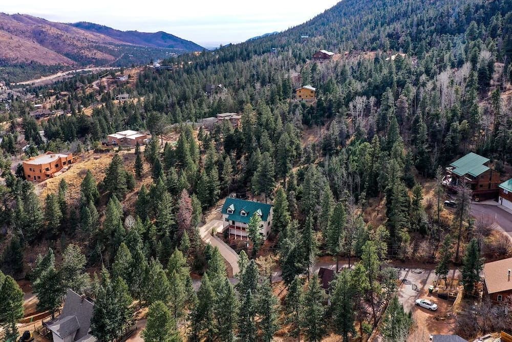 4bdhot Tubping Pong, Pool Table, Gymmnt Retreat
