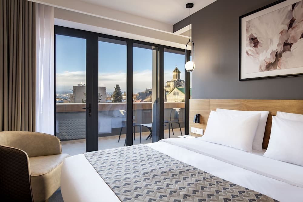 Clocks Hotel Tbilisi