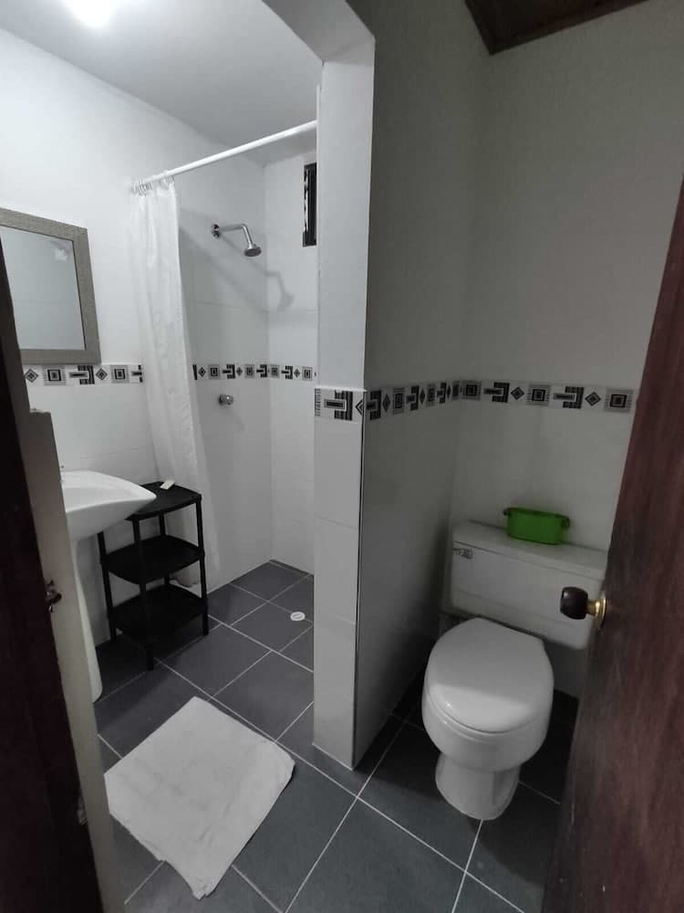 ESTUDIO EN CARTAGENA CERCA AL MAR 201