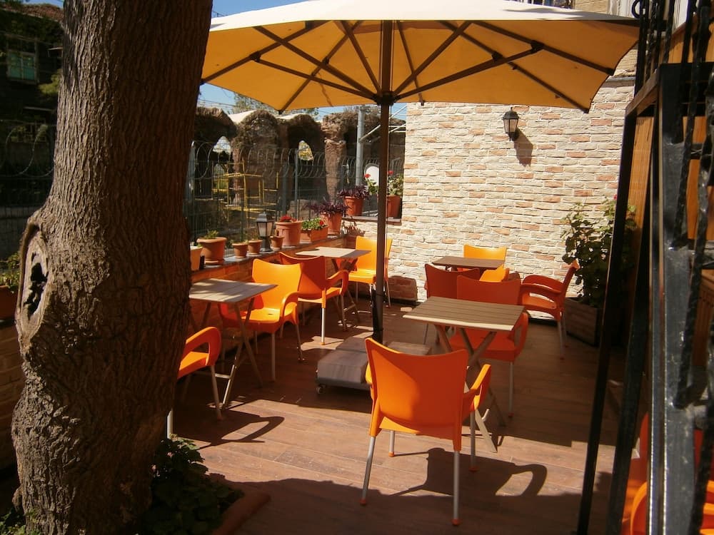Nos Hotel