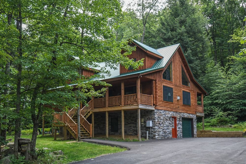 Brookside Retreat