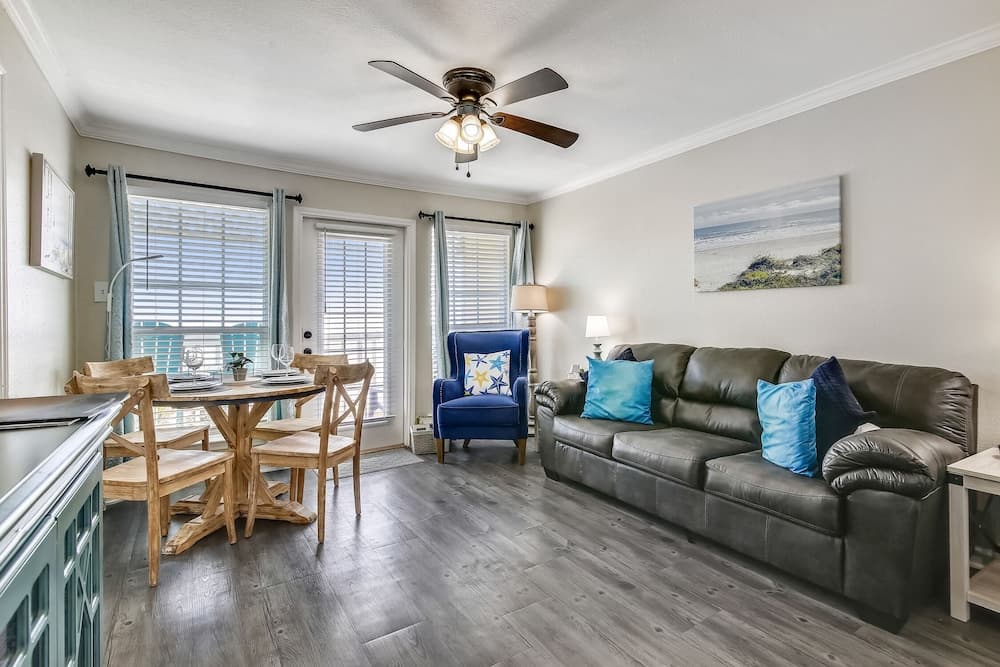 Victorian 8302-seas the Day