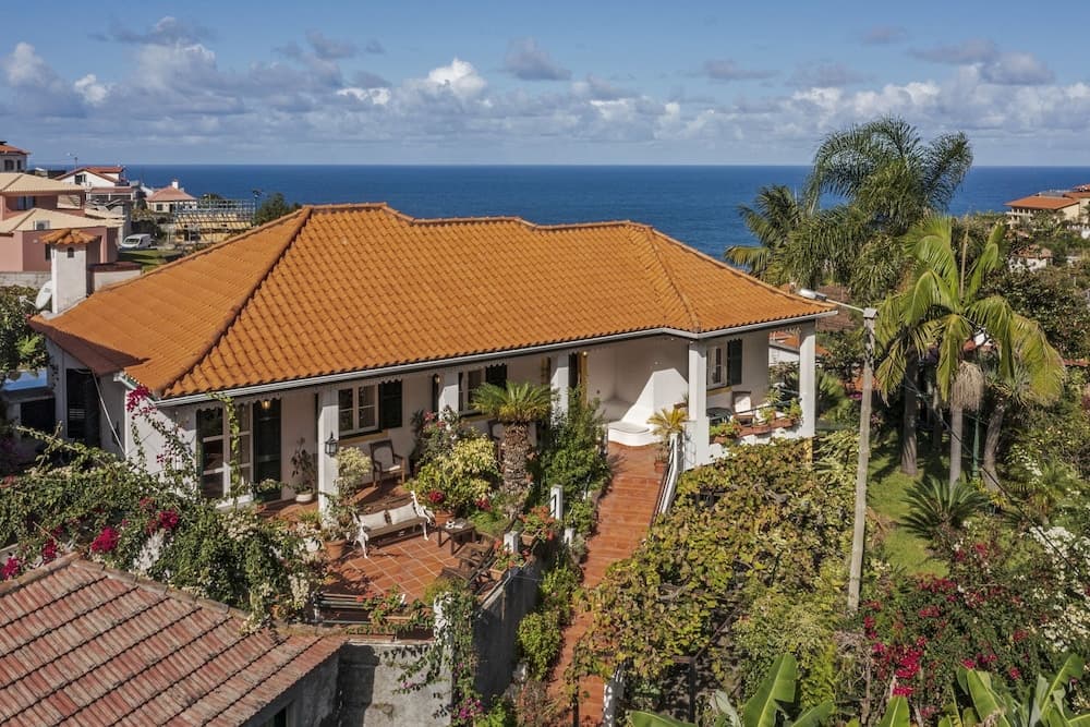 Family Vacations in the North, Casa dos Terços