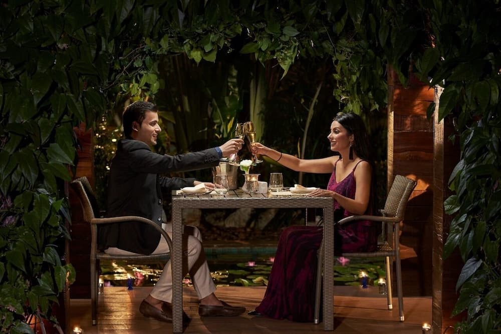 Açık havada yemek servisi