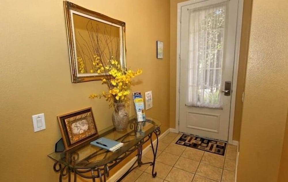 3 Bedroom,3 Bath Townhouse in Gate Resort 3 Townhouse by RedAwning
