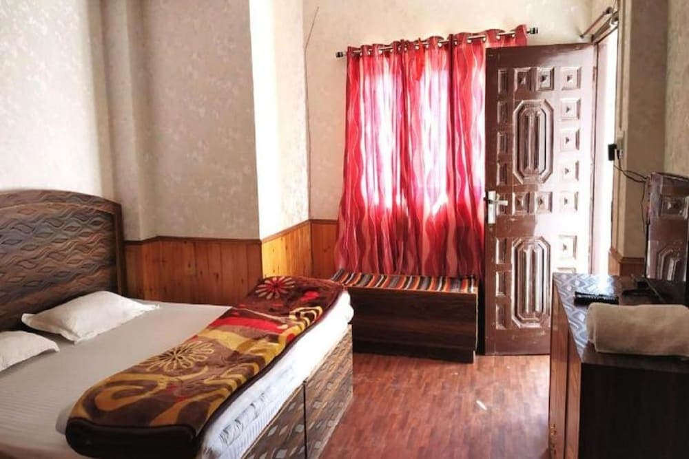 Goroomgo Himsutra shimla