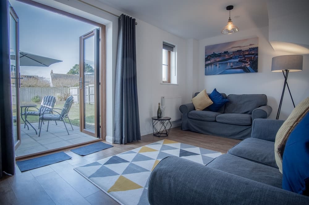 Johnnys Cove - 2 Bedroom - New Hedges