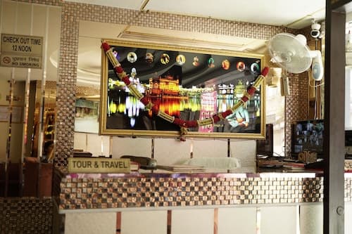 Hotel Wall City 55