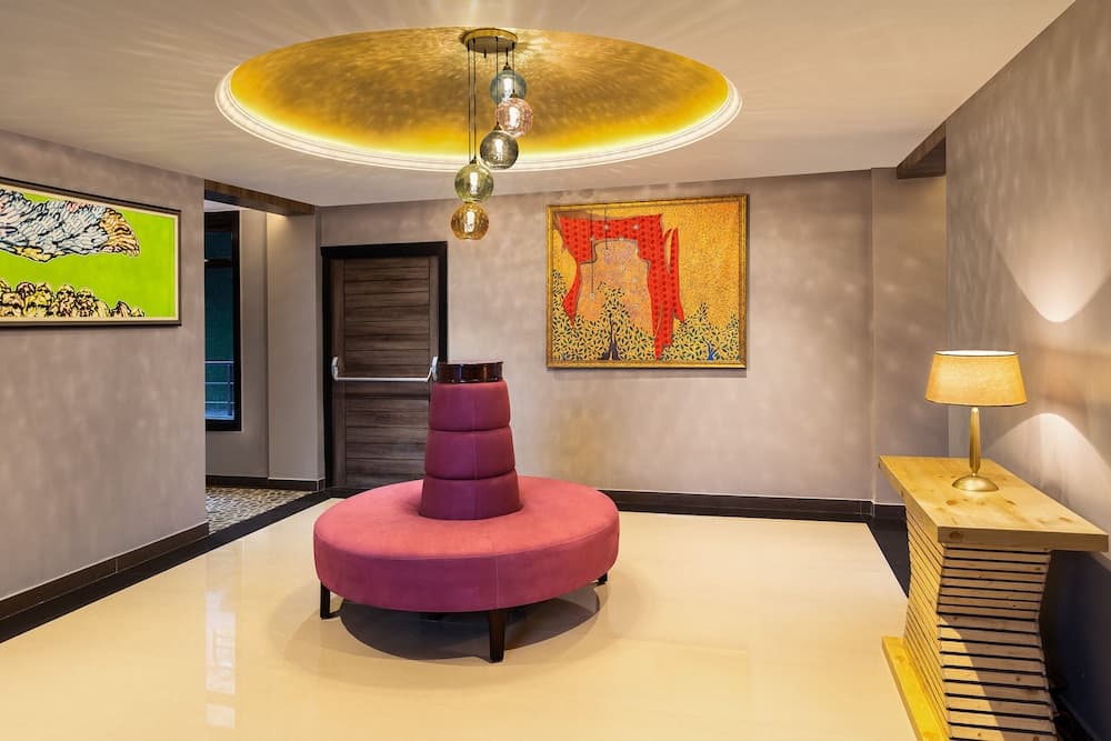 Lobi dinlenme salonu