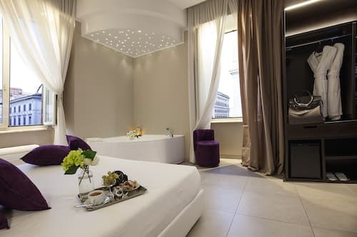 Roman Holidays Boutique