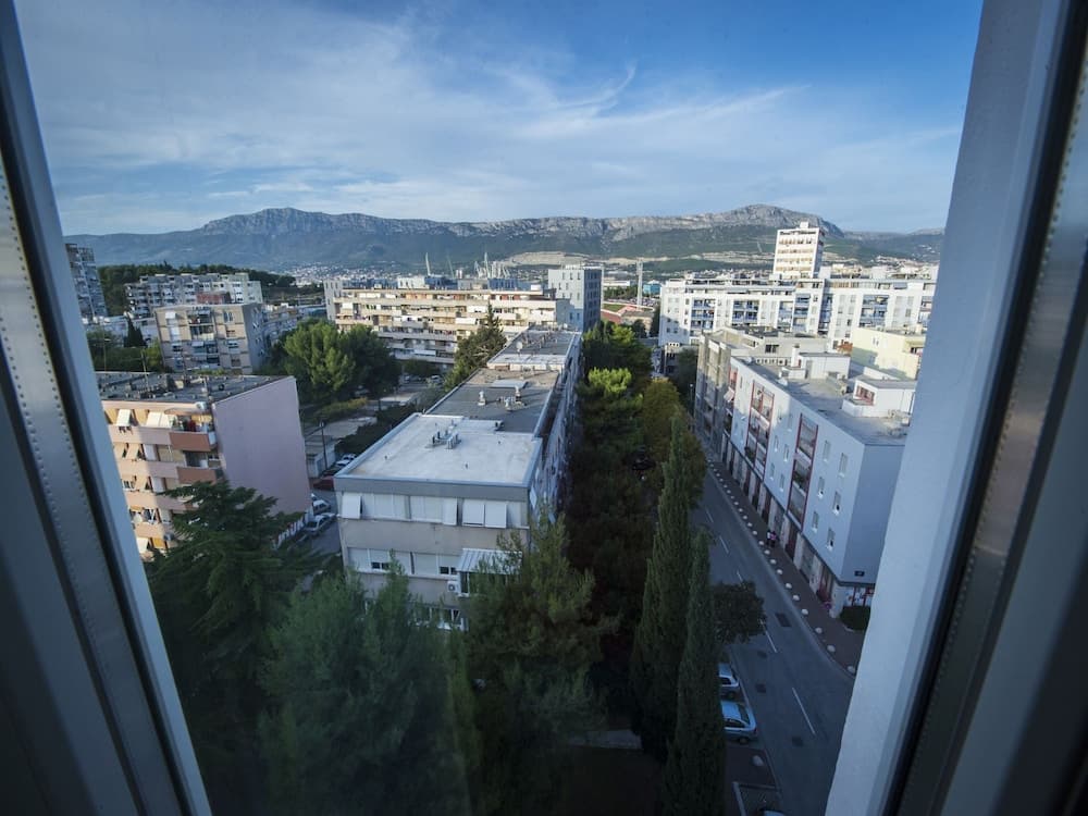 Mar - With View - A1-blue