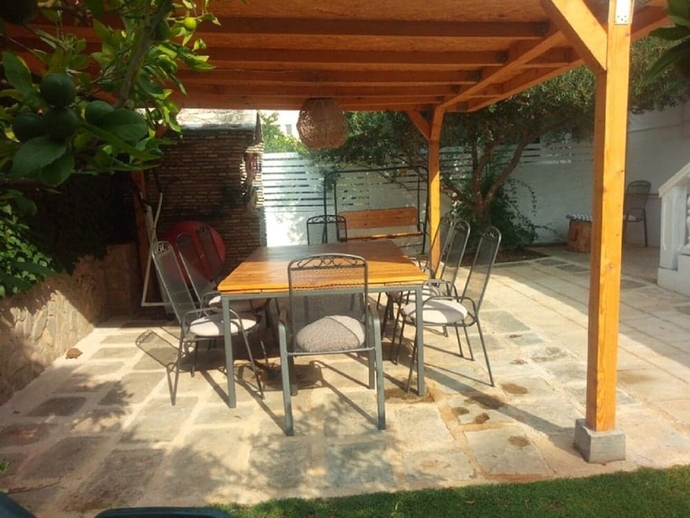 Tecupa - 50 M From the sea - A1