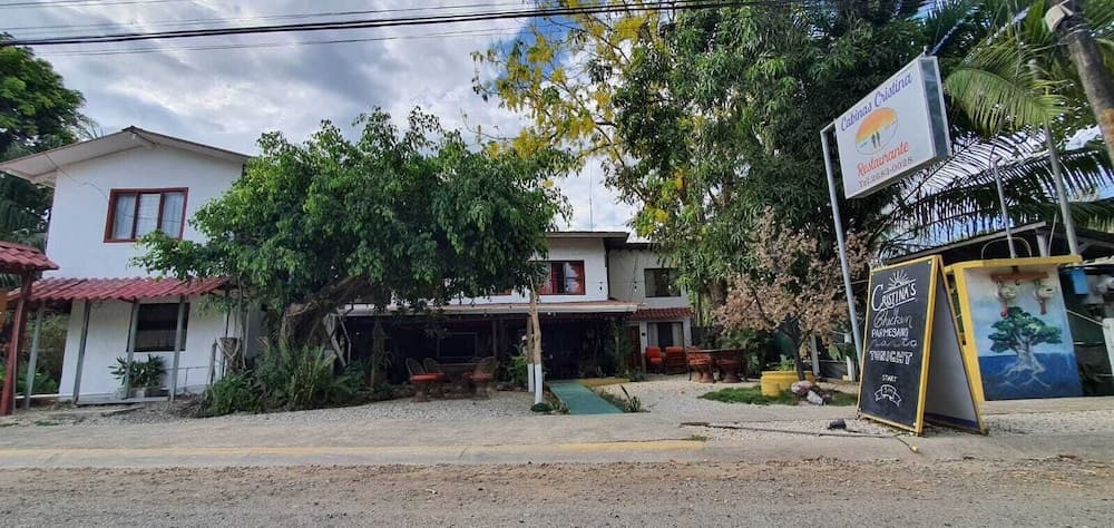 Konaklama yerinin ön cephesi