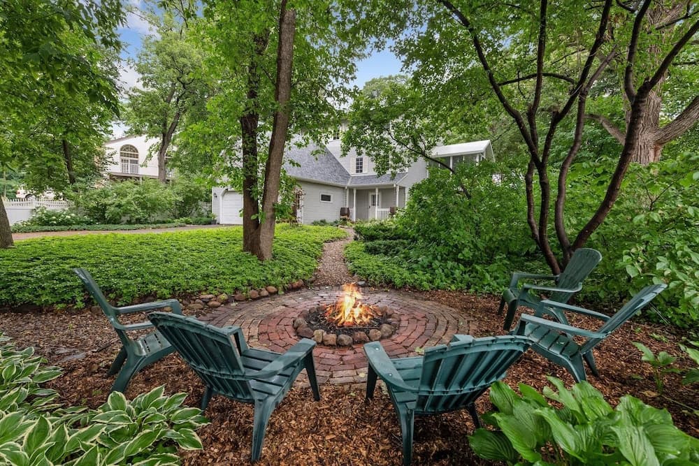 Hazeltine Hideaway