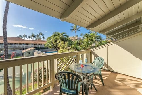 Kihei Bay Surf B212 by Maui Rental Group