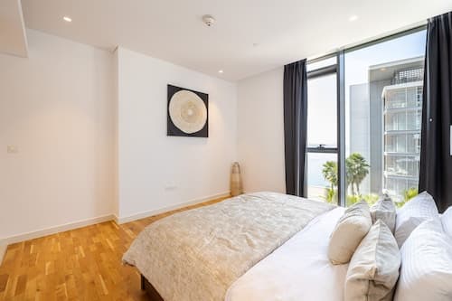 DHH Bluewater Island Building 2 Sea View