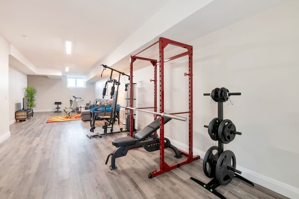 GLOBALSTAY. Unique New Townhomes for 16 Guests. HOT TUB, BBQ