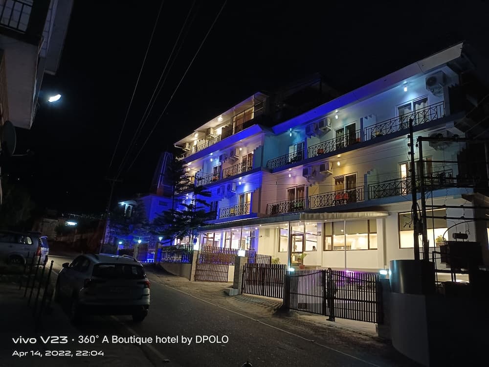 Konaklama yerinin ön cephesi