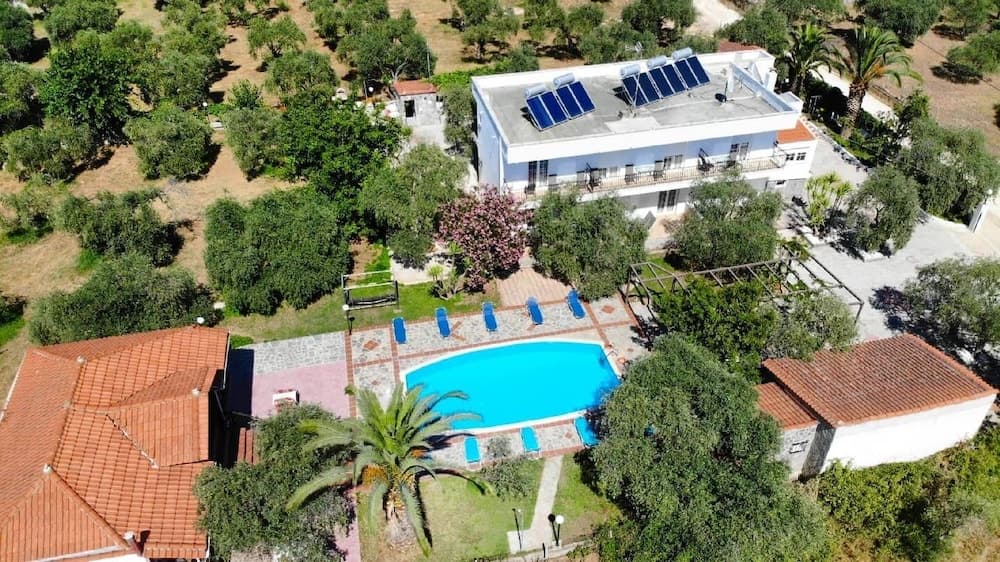 Villa Iatrou