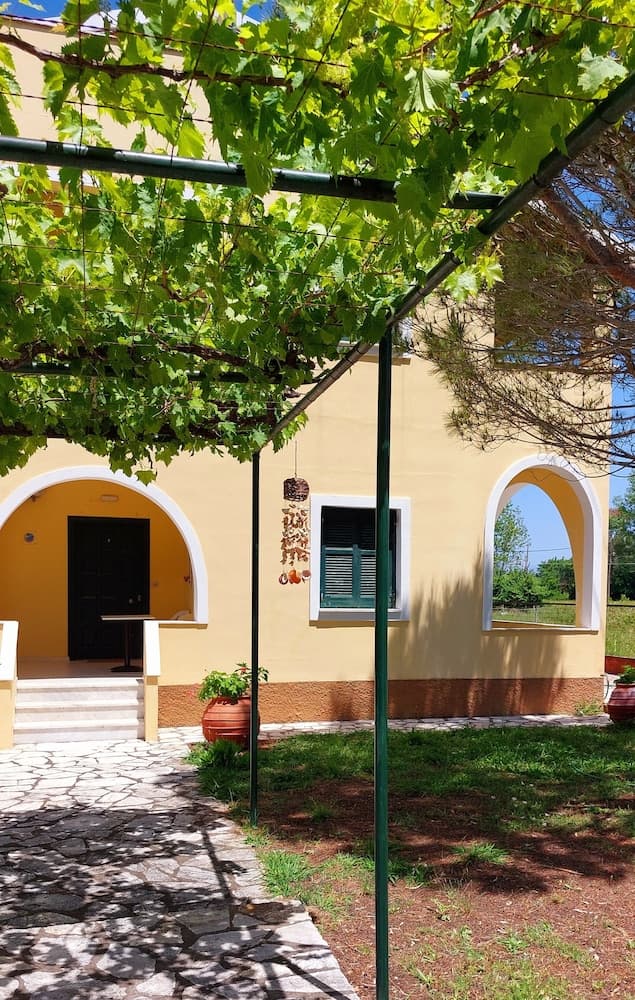 Konaklama yerinin ön cephesi