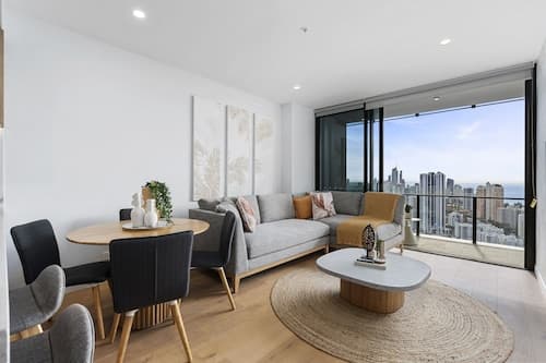 Broadbeach Casino Private Apartment - Hosted by Gold Coast Luxury Resorts
