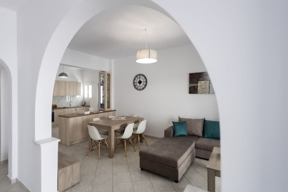 Parian Charming 3bedroom Home