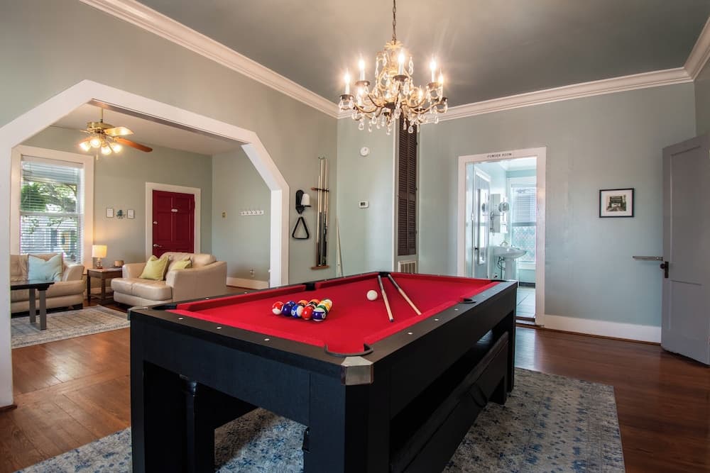 4513bendedoakeenh - A Bended Oak Bungalow