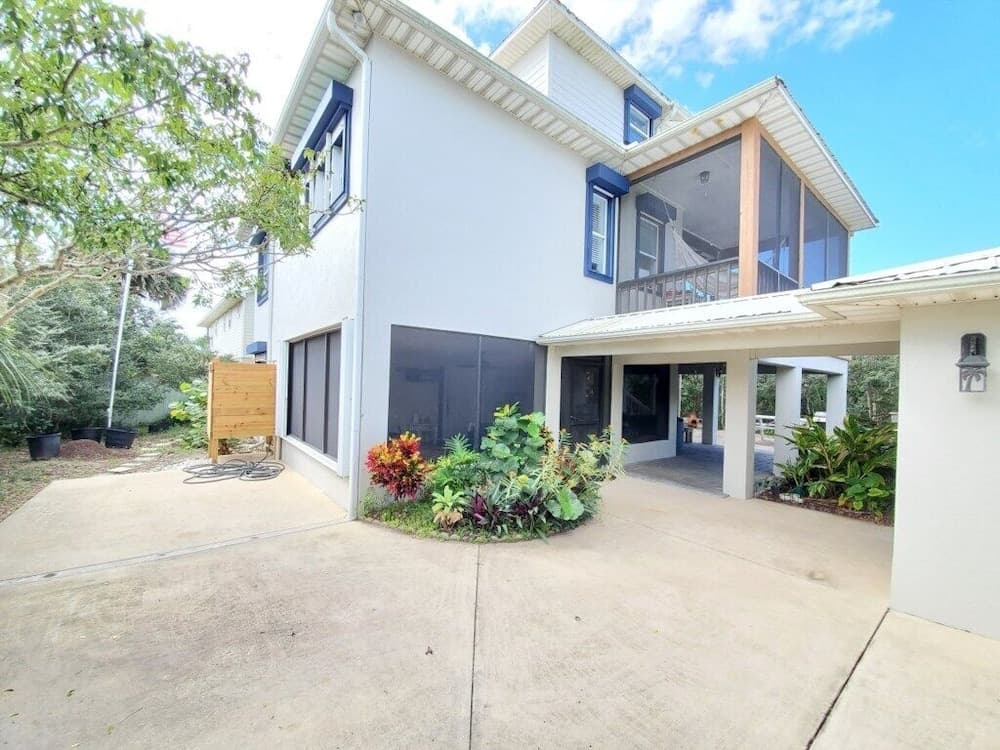 Mermaid House - Upper