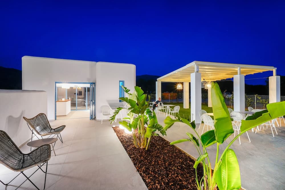Narciso Luxury Suites