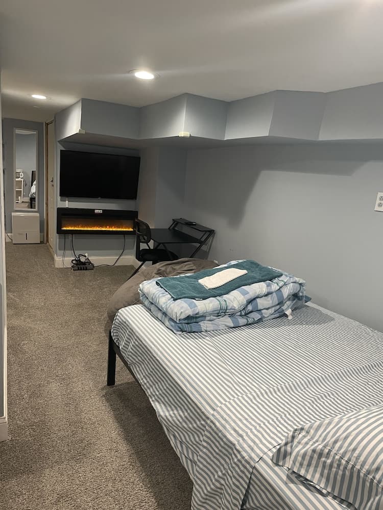 Downtown Suite - Close to Topgolf, Horseshoe Casino, UM Baltimore