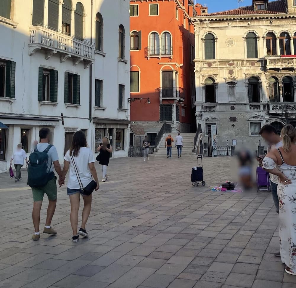 Konaklama yerinin ön cephesi