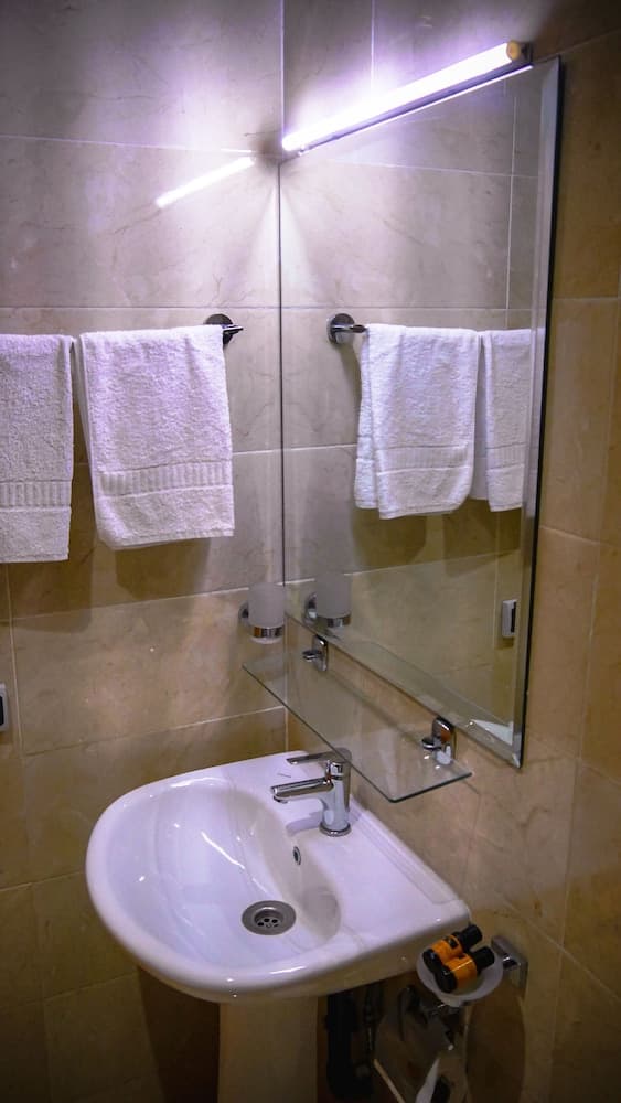 EL MOUSSAFIR HOTEL