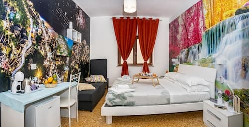 Lovely Bed and Breakfast in Center of Sorrento