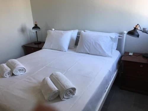 Flat - Sleeps 2 - Parking - Patio