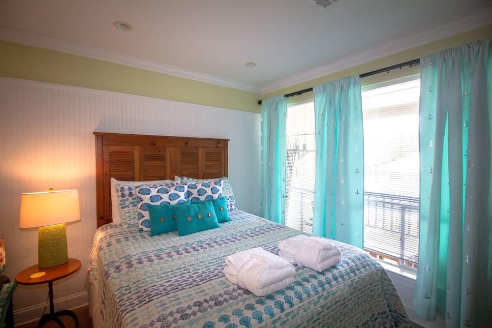 521 Sunsuite