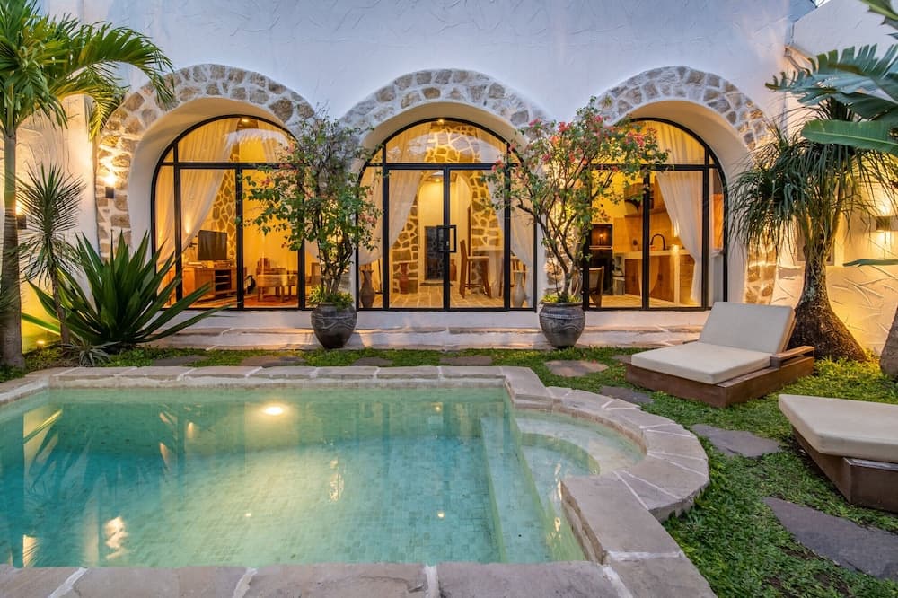 Comfortable 3BR Stylish Private Villa, Canggu