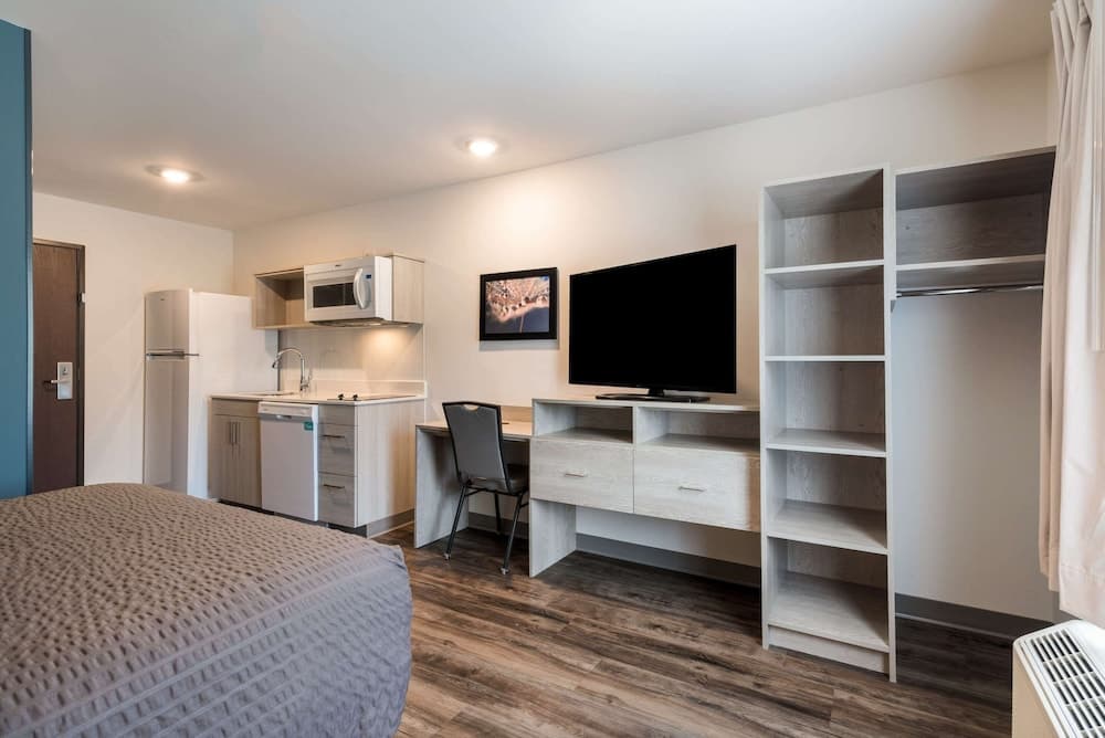 WoodSpring Suites Greensboro - High Point North