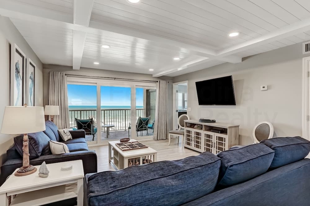 Fully Remodeled Condo with Atlantic Ocean View and Access to Private Fishing Pier by RedAwning