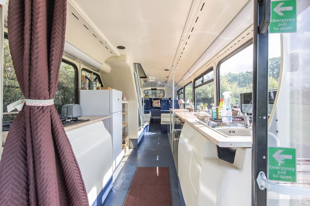 Double Decker Bus on an Alpaca Farm Sleeps 8