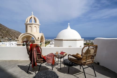 Exi Castle Suites
