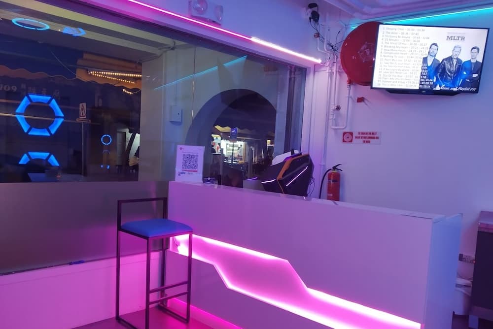 GALAXY PODS CAPSULE HOTEL BOAT QUAY