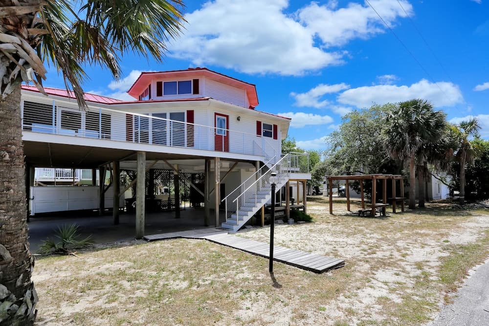 DeLight House
